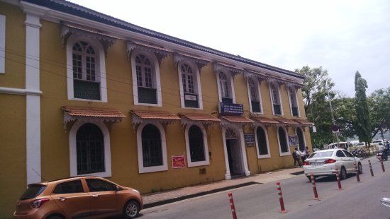 Institute Menezes Braganza